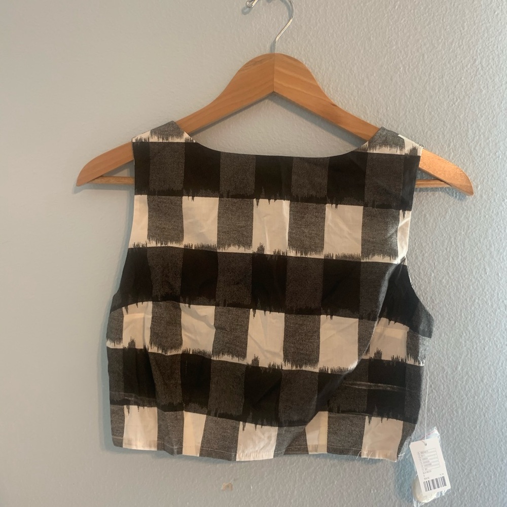 Brand new urban outfitters crop top